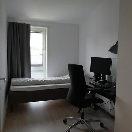 شقة Luxury 2 Bedroom On Floor In