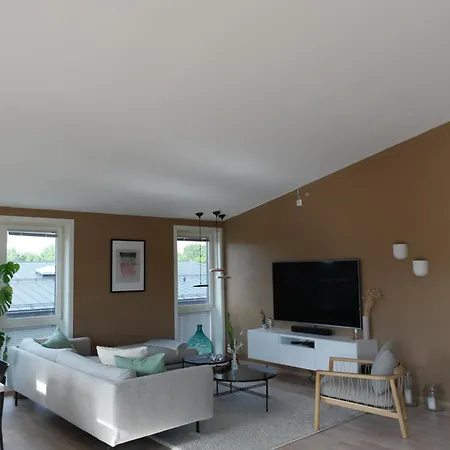 Luxury 2 Bedroom On Floor In * ستافانجر